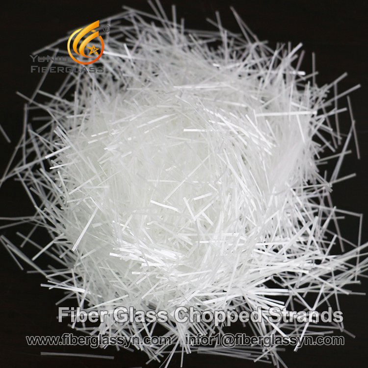 Haute résistance mécanique zro2 16,5% brins coupés en fibre de verre pour ciment 
