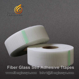 Ruban auto-adhésif en fibre de verre à usage mixte pour plaques de plâtre de haute qualité